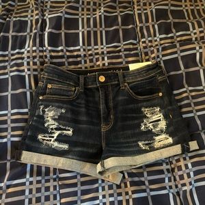 BRAND NEW WITH TAGS American Eagle shorts